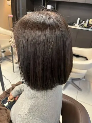 ショート カラー LiTA長嶺 小佐井悠未のヘアスタイル