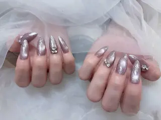 ネイル yuna ⋆🍒⭒˚のネイルデザイン