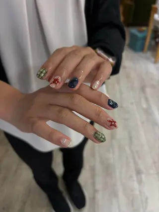 ネイル Looogネイリスト 織戸のネイルデザイン