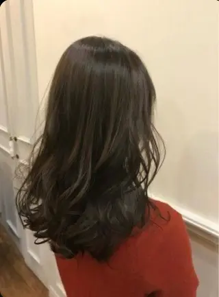 セミロング 染谷 玲花のヘアスタイル
