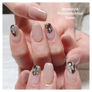ミディアム ネイル 🐾enen style 🐾のネイルデザイン