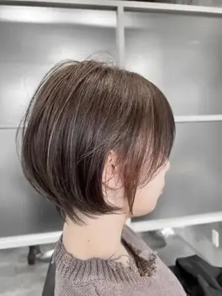 ミディアム newi 赤羽のヘアスタイル
