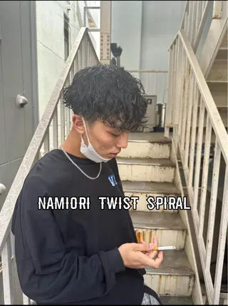 セミロング パーマ メンズ パーマ職人 渡邊 優雅のヘアスタイル