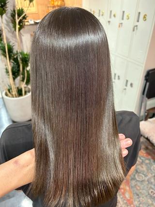 ロング 新田 修司のヘアスタイル