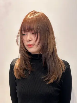 セミロング カラー ナチュラル大人っぽい スタイル　MAORIのヘアスタイル