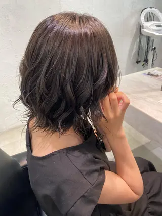 ミディアム 🐩透明感ミルクティ ーピンクニイナ🐩のヘアスタイル
