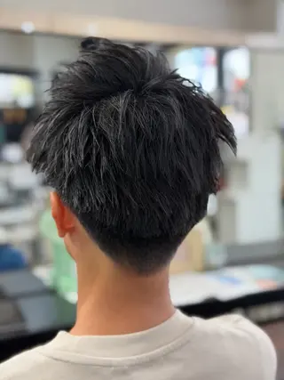 ショート メンズ 🌙𝑳𝑼𝑵𝑨 工藤/メンズ特化のヘアスタイル