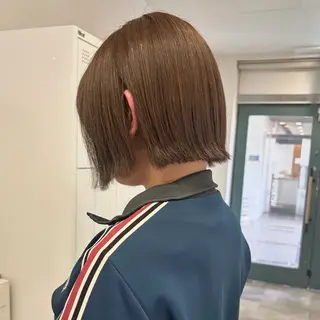 ミディアム カラー うる艶カラー/ レイヤー/アスカのヘアスタイル