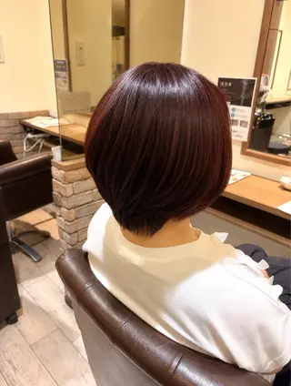 ショート カラー 光浪 心結のヘアスタイル