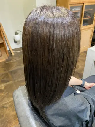 カラー 寺本 玲花のヘアスタイル