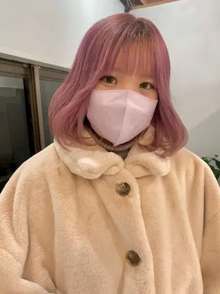 ミディアム 天神最安値エクステ カラーレイヤーカットのヘアスタイル