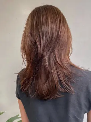 ミディアム カラー ヘアアレンジ 🎀韓国レイヤー 🎀白石菜々のヘアスタイル