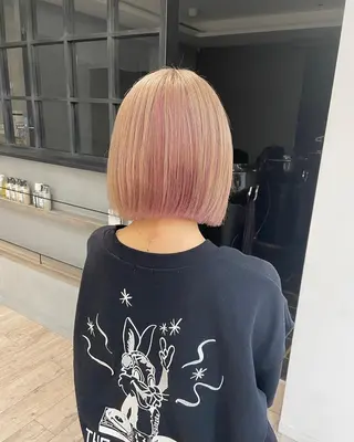 ミディアム カラー ヘアアレンジ 🌷FUKA🌷 まろやかハイトーンのヘアスタイル