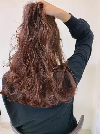 セミロング 穐田 司樹のヘアスタイル