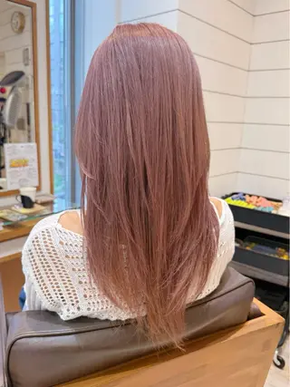 ロング カラー CHIHIRO🧸 ピンクベージュ🩰のヘアスタイル