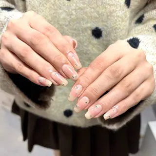 ネイル yuki❄️堺筋本町 韓国ワンホンのネイルデザイン