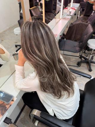 ミディアム カラー レイヤーカット BLend 渋谷のヘアスタイル