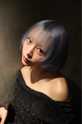 ミディアム カラー レイヤー/ブリーチ iwamiya岩見谷のヘアスタイル