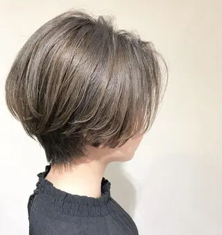 ショート カラー 透明感カラー/ボブ あんまみゆのヘアスタイル