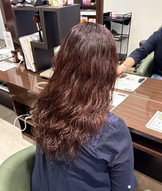 カラー AKIHO 暖色カラーのヘアスタイル
