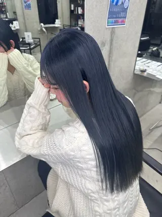 カラー Asami／名古屋／ ハイトーン／デザインのヘアスタイル