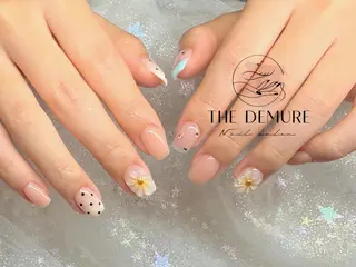 ネイル Demure Amy 銀座店のネイルデザイン