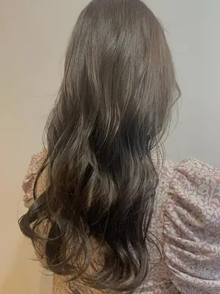 ロング カラー ヘアアレンジ REONA🪽✨薬院 レイヤーカット🫧のヘアスタイル