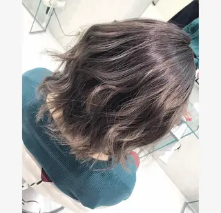 ショート カラー 【育休中】EARTH 荒井店HARUNAのヘアスタイル
