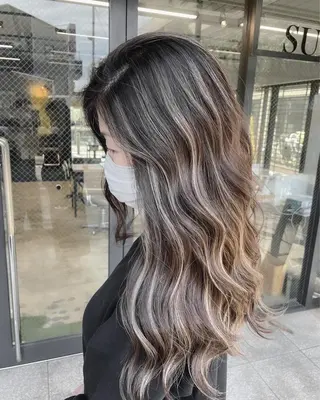 ロング カラー 💕 manaka🌺のヘアスタイル