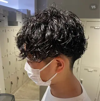 ミディアム パーマ メンズ 横浜駅メンズパーマ師 🌀岩﨑弘成🌀のヘアスタイル