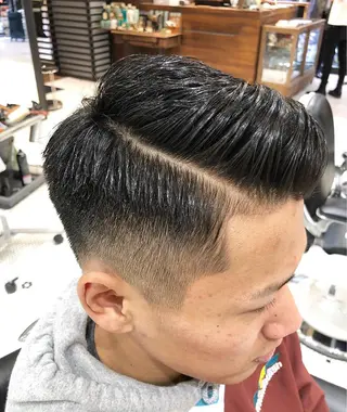 ショート パーマ メンズ カット無料/髪質改善 髪質根本改善/艶髪のヘアスタイル