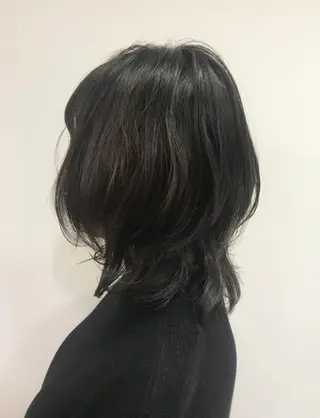 ミディアム カラー いけだ ひかり ハイライトくびれヘアのヘアスタイル