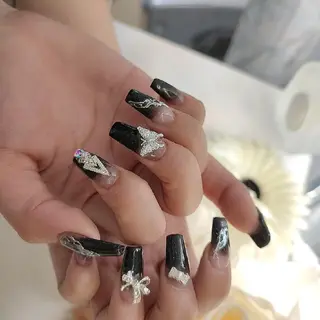 ネイル RUNWAY のネイルデザイン