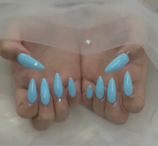 ネイル R Nailのネイルデザイン