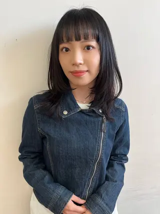 ミディアム 林 和香菜のヘアスタイル
