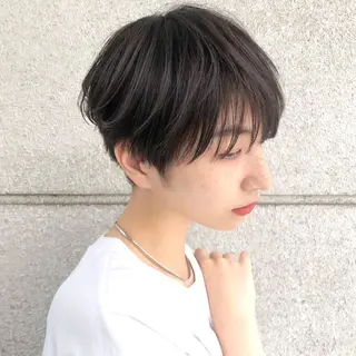 ショート KONOMI スタイリストのヘアスタイル