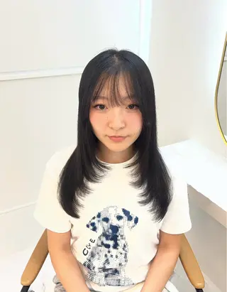 ロング 本間 絵理奈‎のヘアスタイル