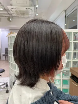 カラー 渡部凌我 小顔ウルフ ハイトーンカラーのヘアスタイル