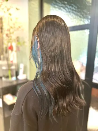 ロング カラー アリーマーケットリル 小林将士のヘアスタイル