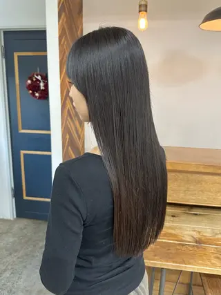 ロング NAGISA髪質改善 &透明感カラー🪞のヘアスタイル