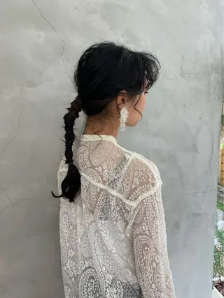 ロング ヘアアレンジ wakana/ 柔らかベージュカラーのヘアスタイル