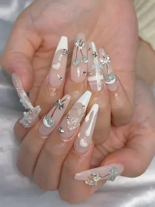 ネイル LEELA NAIL STUDIOのネイルデザイン