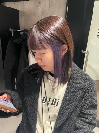 ミディアム _WHITE 佐伯 碧のヘアスタイル