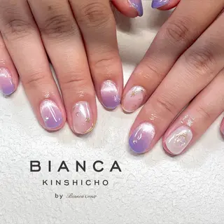 ネイル One’Ness Nana🤍のネイルデザイン