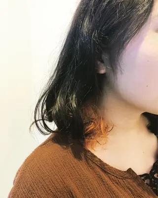 ミディアム カラー 白井 つづりのヘアスタイル