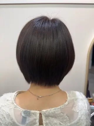 ショート カラー いなだ さくらのヘアスタイル