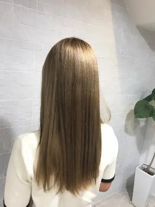 ロング カラー shi hoのヘアスタイル