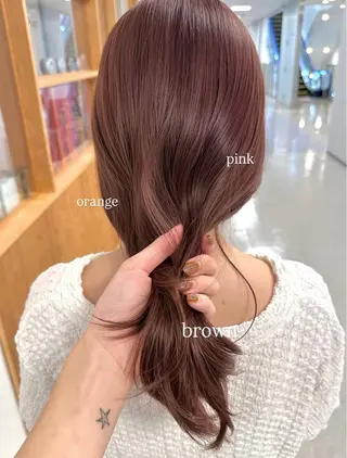 ロング カラー 服部 真帆のヘアスタイル