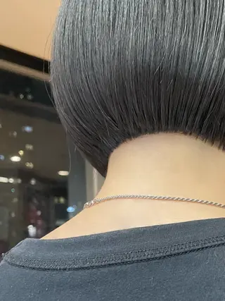 ショート 似合わせカット/ デザインカラー🦄のヘアスタイル