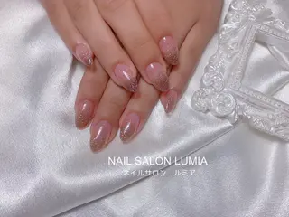 ネイル ネイルサロン ルミア Lumia 店長施術のネイルデザイン